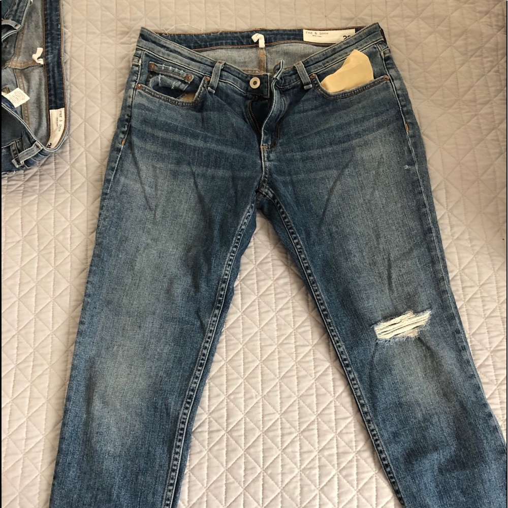 RAG & BONE cropped boyfriend style jeans